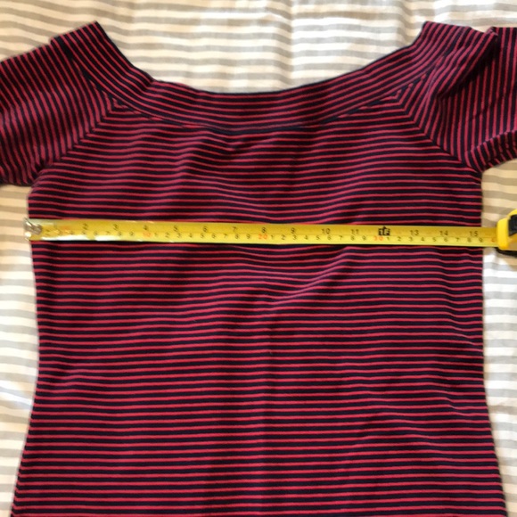 Red and Blue Off The Shoulder Shirt - Picture 4 of 4